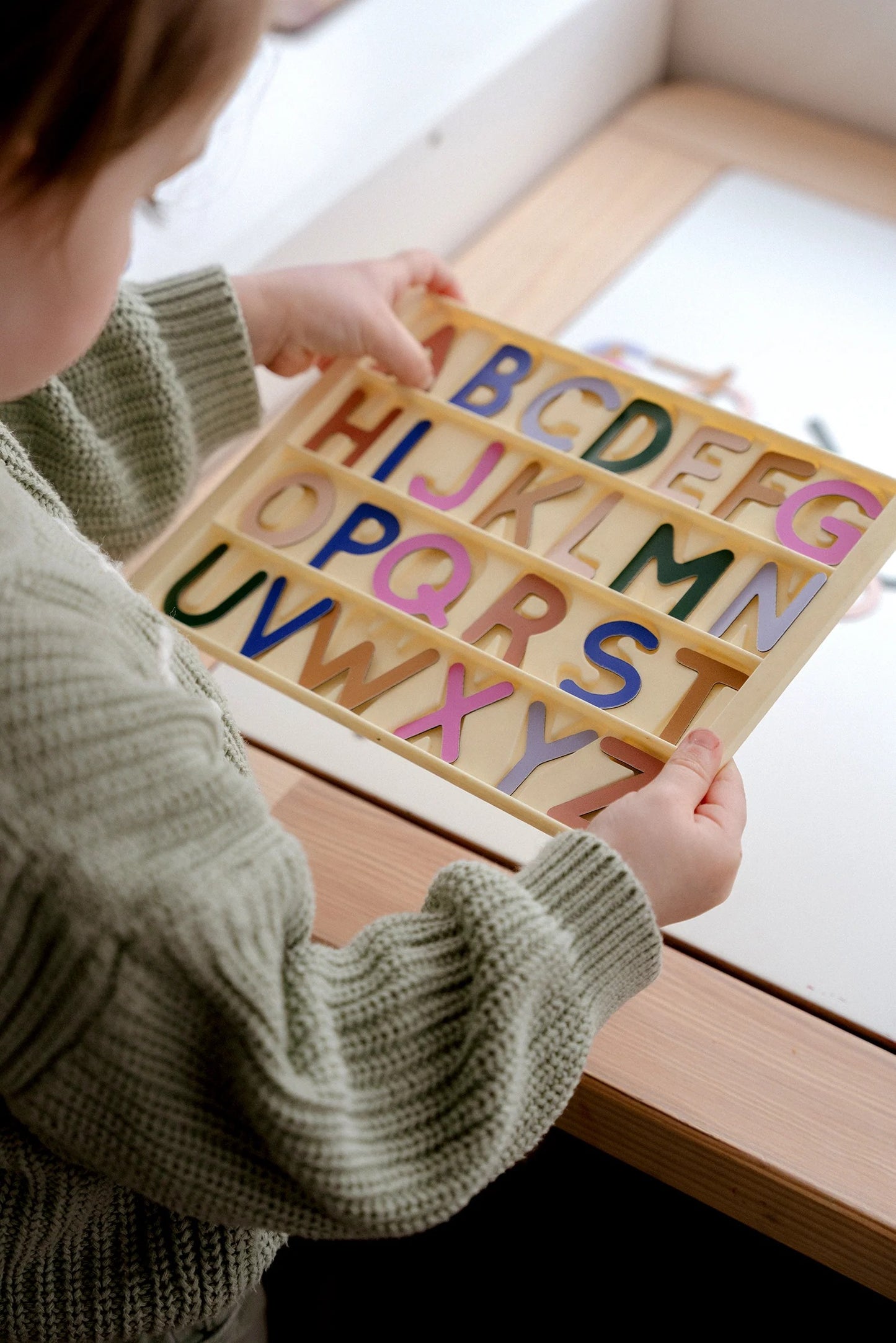 Magnetinė abėcėlė – 104 didžiosios raidės