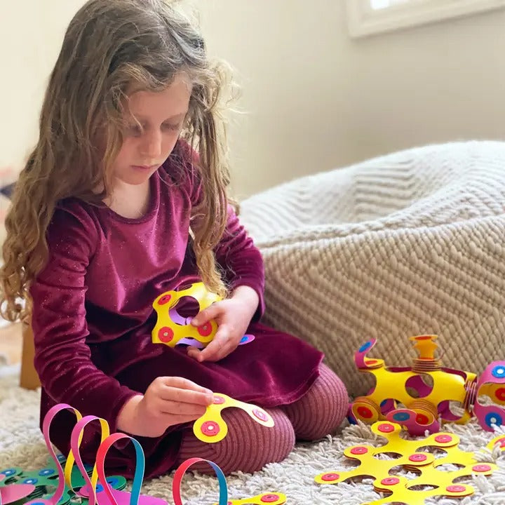 Clixo „Crew Pack“ (Pink & Yellow) – 30 dalių lankstus magnetinis konstruktorius